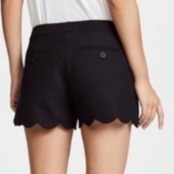Club Monaco Amber Shorts - Picture 3 of 9